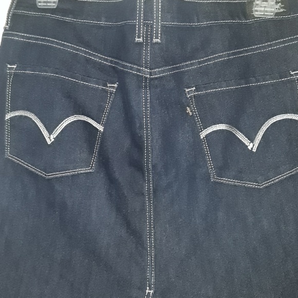 Levi's Denim Skirt - Picture 5 of 7